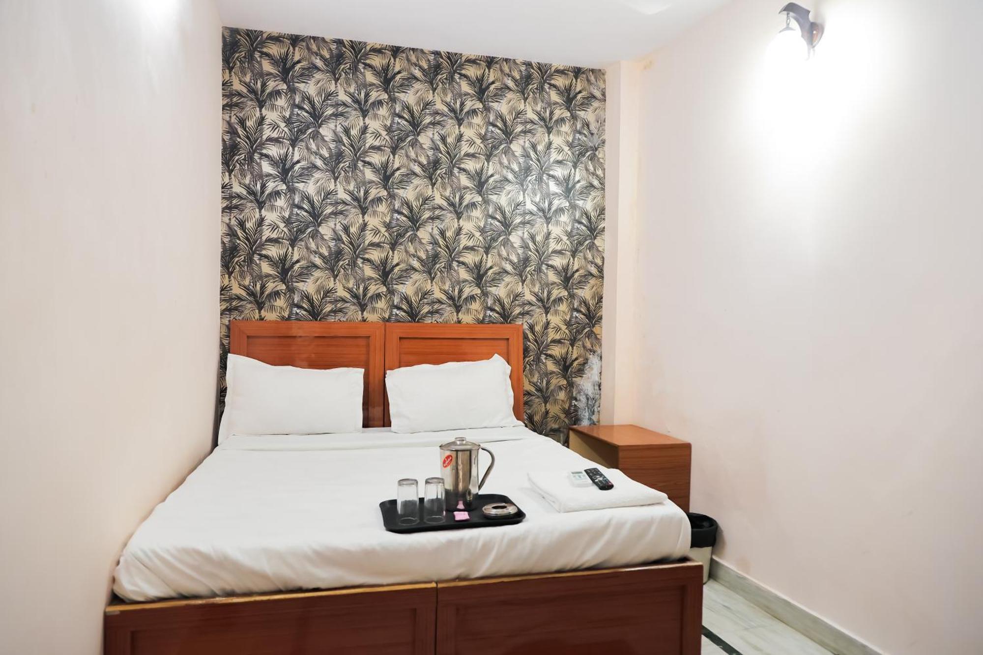 Mannat Stay Hotel - Laxmi Nagar Yeni Delhi Dış mekan fotoğraf